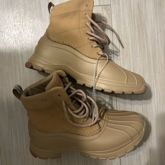 NWOT Sperry Duck Float Off White Boots - Picture 6 of 10